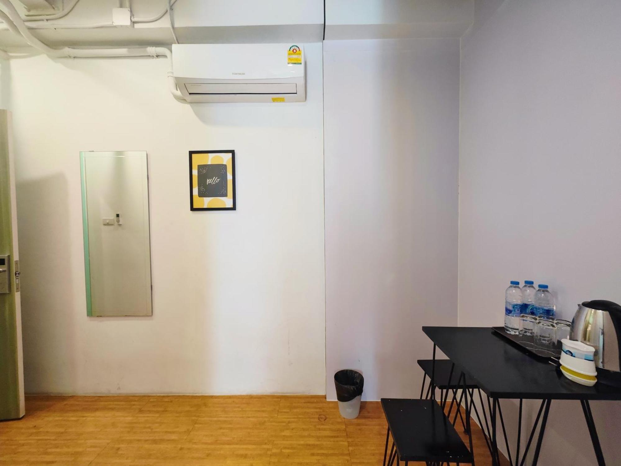 Ostay Asoke Bangkok Makkasan 외부 사진