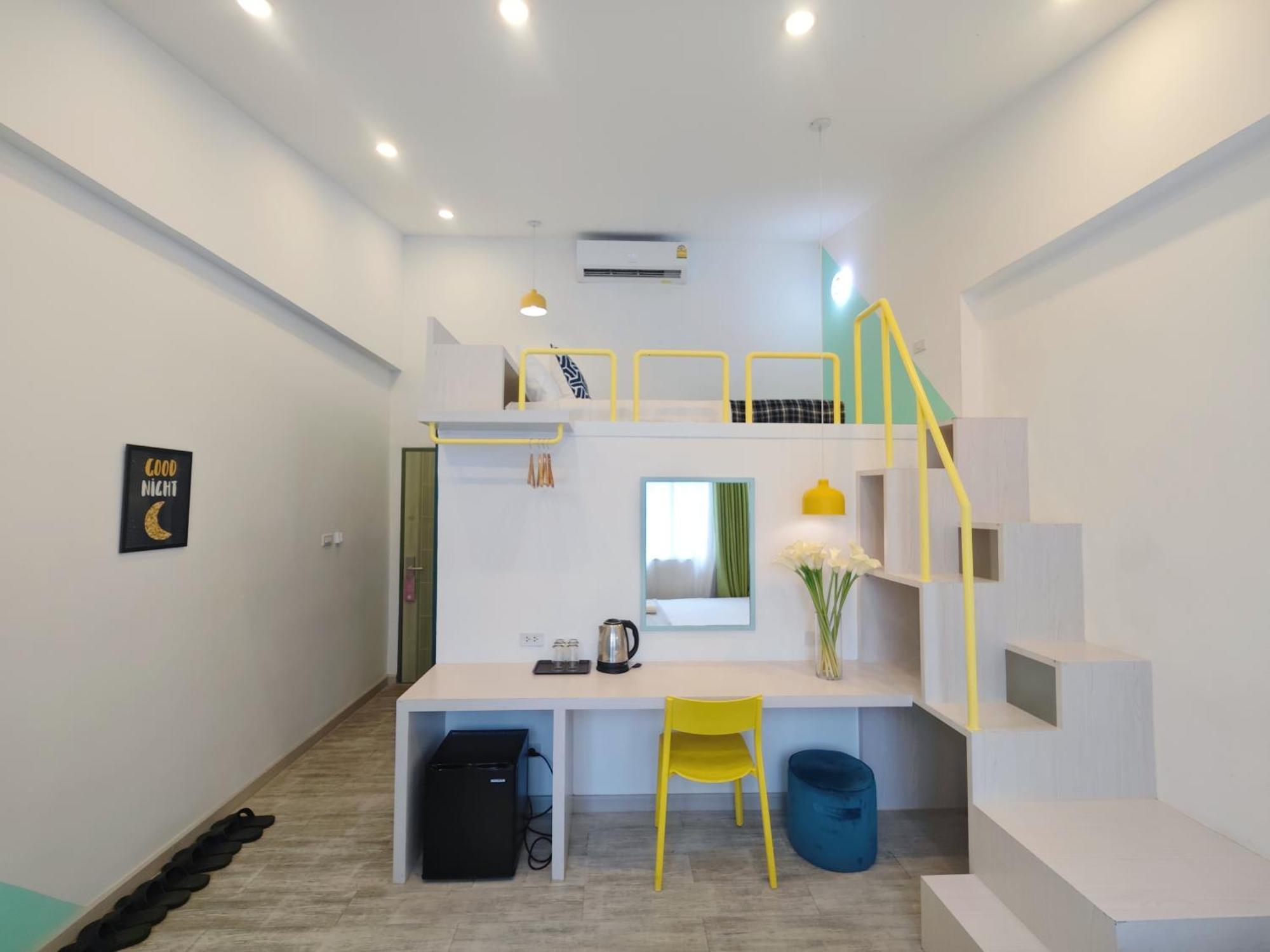 Ostay Asoke Bangkok Makkasan 외부 사진